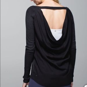 Lululemon Unity Sweater in Black